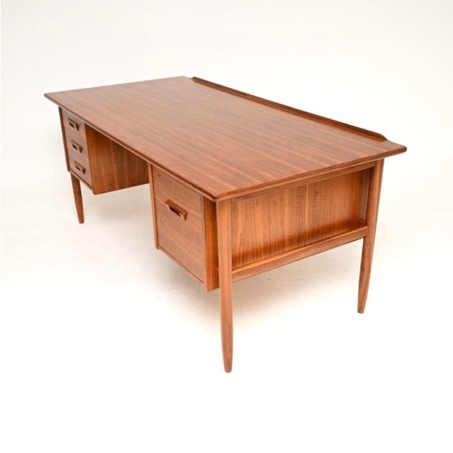 1960s Vintage Swedish Walnut Desk by Goran Strand for Lelangs Mobelfabrik, 1960s For Sale - Image 5 of 15