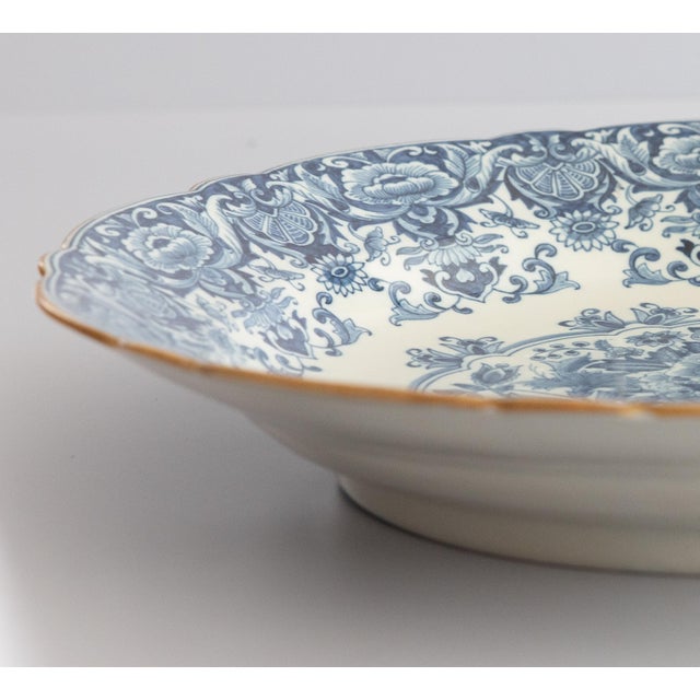Monumental Antique Dutch Delft Faience Makkum Floral Scalloped Charger For Sale In Houston - Image 6 of 9