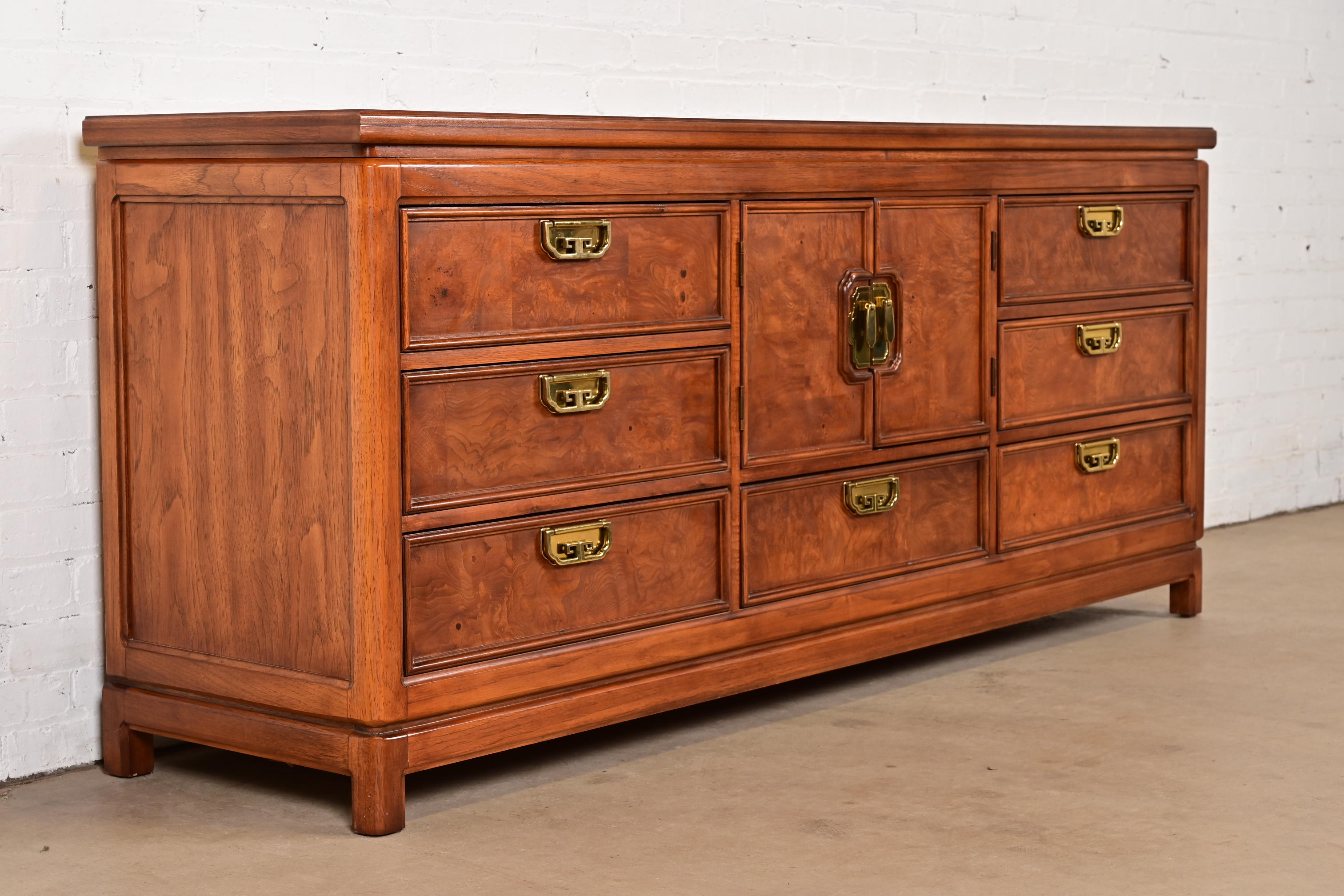 Hollywood regency ミッドセンチュリー　シェルフ　ビンテージ Thomasville Mid-Century Hollywood Regency Chinoiserie Burl Wood