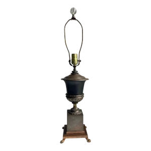 Vintage Mid 20th Century Neoclassical Black Urn on Footed Pedestal Brass Accent Lamp