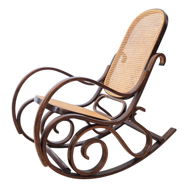 Vintage Rattan Rocking Chair in the style of Thonet, 1970s For Sale