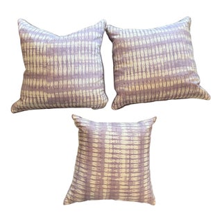 Set of 3 Lavender Accent Pillows For Sale