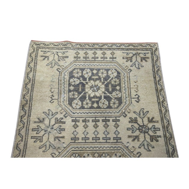 Vintage Turkish Rug 2'11" x 9'4" For Sale - Image 4 of 5
