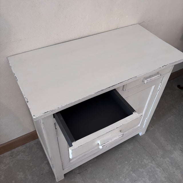 Parisian Buffet in White Patina For Sale - Image 3 of 7