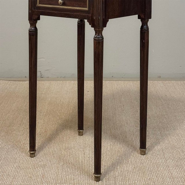 Wood Pair Mid-Century Louis XVI Mahogany End Tables With Carrara Marble For Sale - Image 7 of 16