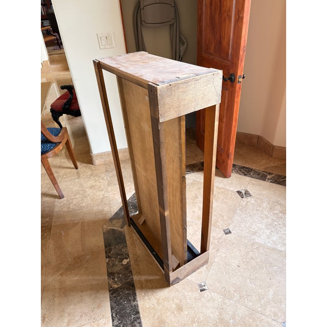 1970s John Widdicomb Mid-Century Modern Burl Wood Extension Dining Table. Refinished. For Sale - Image 11 of 11