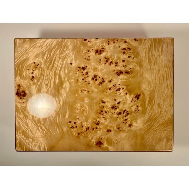 Contemporary Cuervo Y Sobrinos Swiss-Made Polished Maple Wood Watch & Cigar Presentation Box For Sale - Image 3 of 13