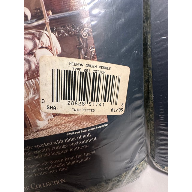 French Country Vintage Ralph Lauren Twin Fitted Sheet Set Meehan Green Pebble 200tc Usa For Sale - Image 3 of 3