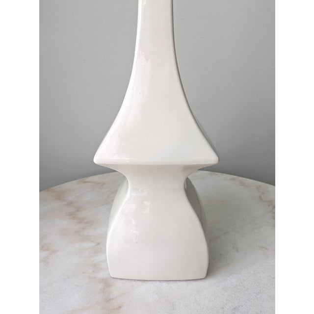 Mid-Century Modern 1960s Mid Century Modern Large Sculptural Ceramic Table Lamp For Sale - Image 3 of 6