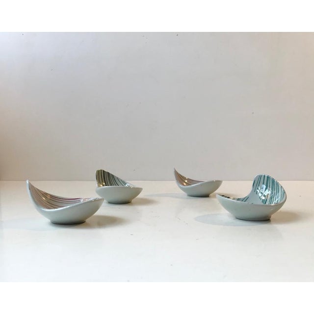 Gray Miniature Ceramic Kidney-Shaped Bowls from Nymolle, Denmark, 1960s, Set of 4 For Sale - Image 8 of 9