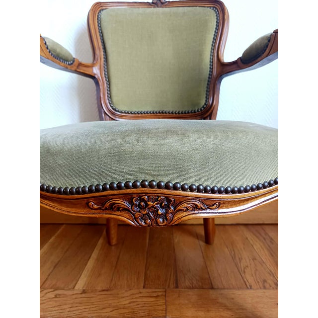 Louis XV Green Cabriolet Armchair, 1890s For Sale - Image 5 of 17
