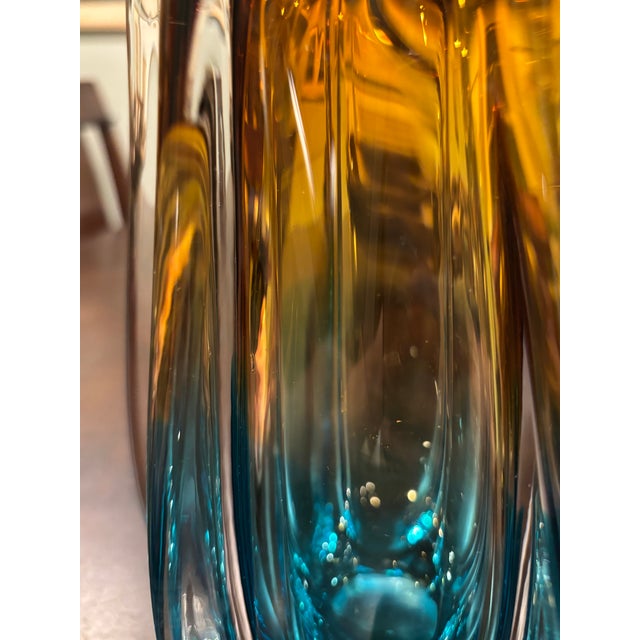Vintage Murano-Style Tri-Color Hand-Blown Art Glass Vase | 9” H For Sale - Image 9 of 15