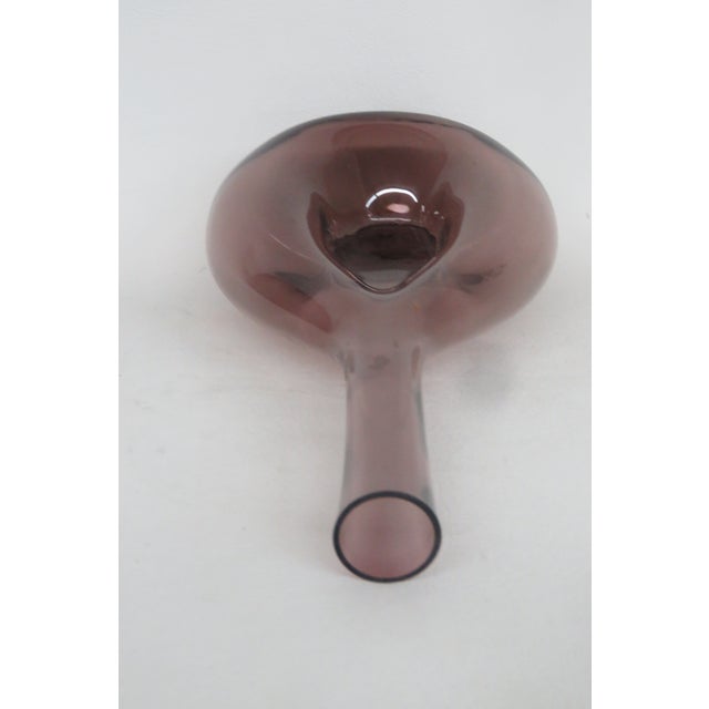 Mid 20th Century Purple Pinched Bulb Vase Made in Sweden Mid Century Modern Sculpted Glass 4745b For Sale - Image 5 of 17