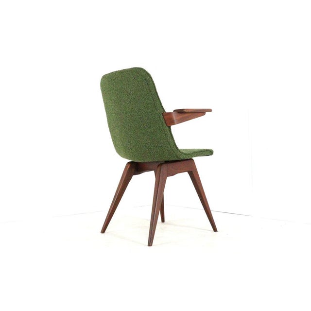 Bring an icon of Dutch design into your home with this beautiful chair designed by G.J. Van Os. This model is a prime...