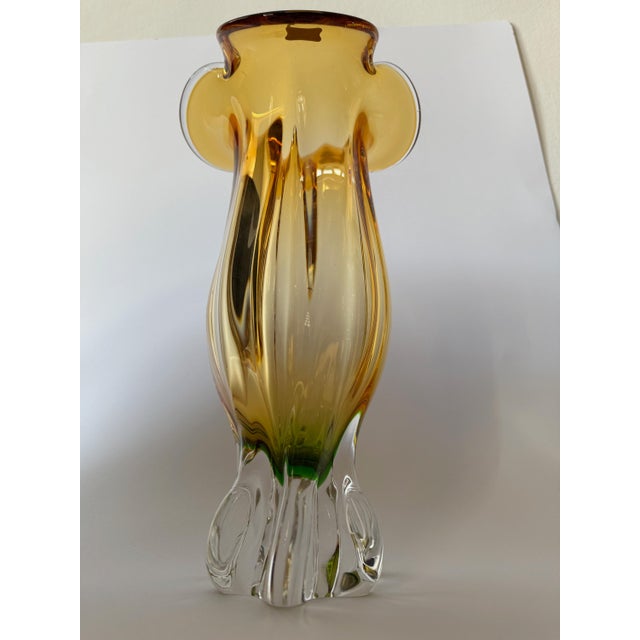 1980s Bohemian Sculptural Amber Art Glass Vase with Folded Rim and Green Base from Egermann, Former Czechoslovakia, 1980s For Sale - Image 5 of 16