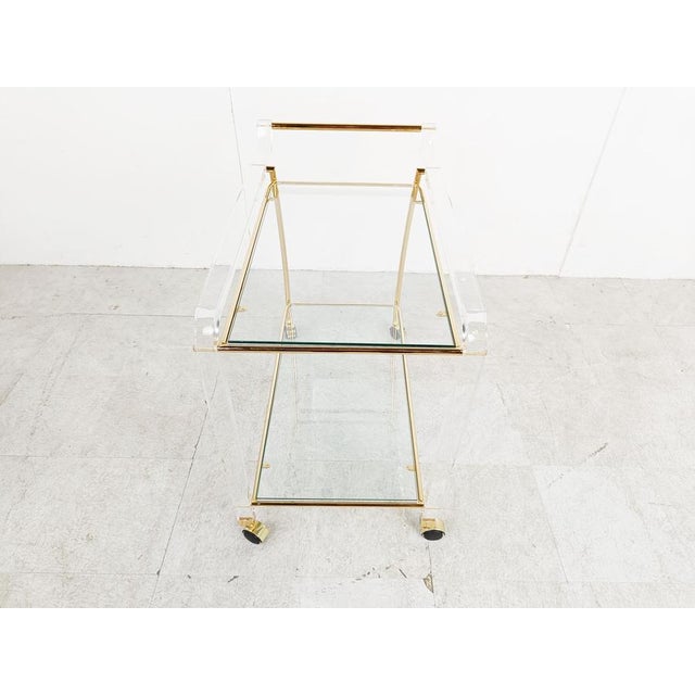 1970s Brass and Acrylic Glass Drinks Trolley, 1970s For Sale - Image 5 of 13