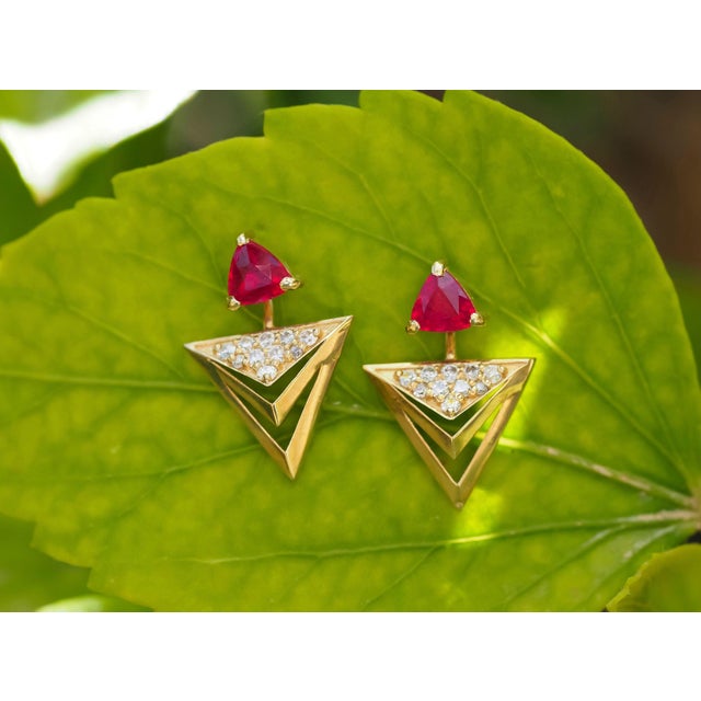 Modern Trillion Cut Ruby Stud Earrings in 14k Solid Gold - 2 Pieces For Sale - Image 3 of 10