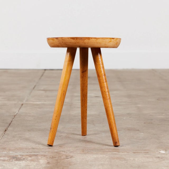 Mid 20th Century Oak Tripod Milking Stool For Sale - Image 5 of 11