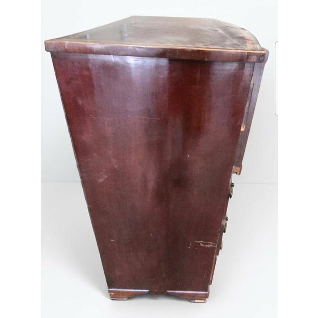 English Regency / George III Style Inlaid Bowfront Chest of Drawers. For Sale - Image 3 of 4