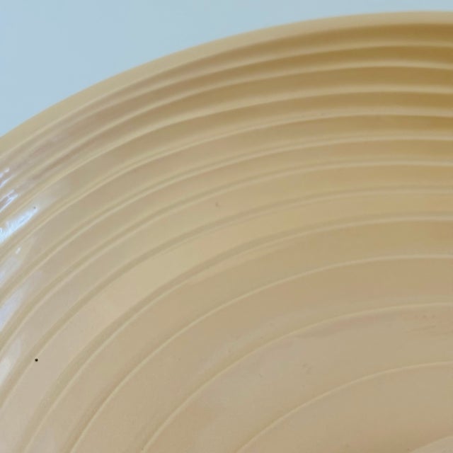 Large Ceramic Seashell Chip and Dip Serving Tray, Made in Japan For Sale In San Francisco - Image 6 of 9