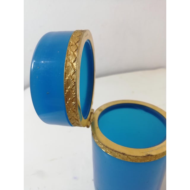 1930s Blue Opaline Glass Box by F.lli Ferro Murano, Italy, 1930s For Sale - Image 5 of 11