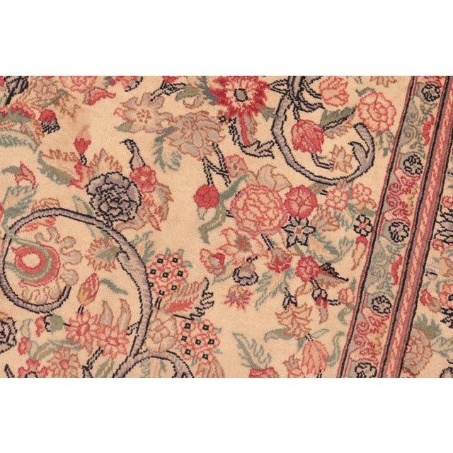 Art Nouveau 1990's Pak-Persian Ivory/Pink Wool Rug - 6'3'' X 9'5'' For Sale - Image 4 of 9