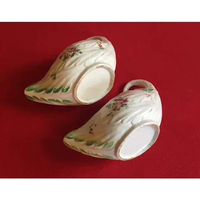 Antique 18th Century English Georgian Chelsea Derby Porcelain Lettuce Form Sauce Boats - A Pair For Sale - Image 12 of 13
