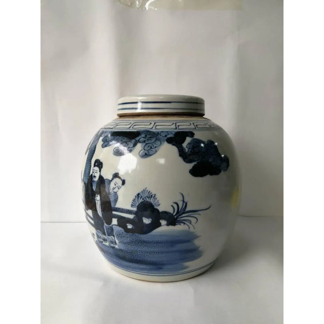 Chinese Blue and White Porcelain Ginger Jar For Sale - Image 4 of 11
