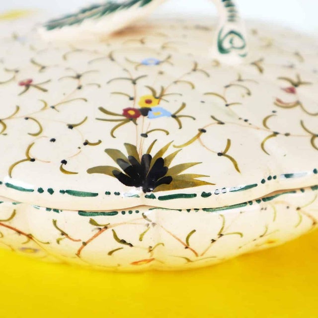 Descrizione Articolo: centrotavola scatola in ceramica primi 900 Altezza: 11 Diametro: 25...