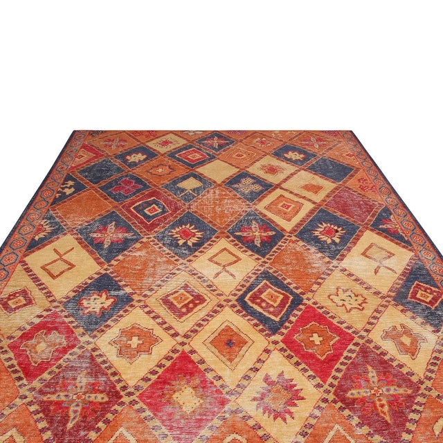 This 12x16 oversized rug design is an exciting new addition to the Homage Collection by Rug & Kilim—an encyclopedia of...