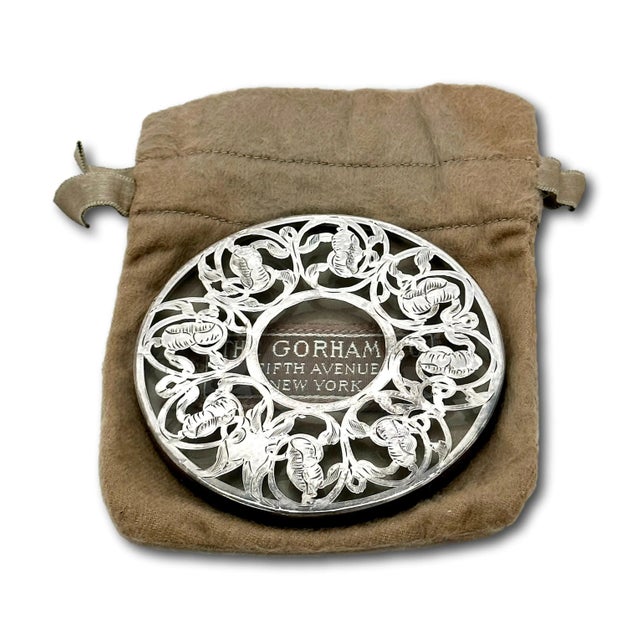 1910s Set 6 Antique American Hand Engraved Heavy Sterling Silver Overlay on Thick Glass Beverage Coasters by Gorham For Sale - Image 5 of 12