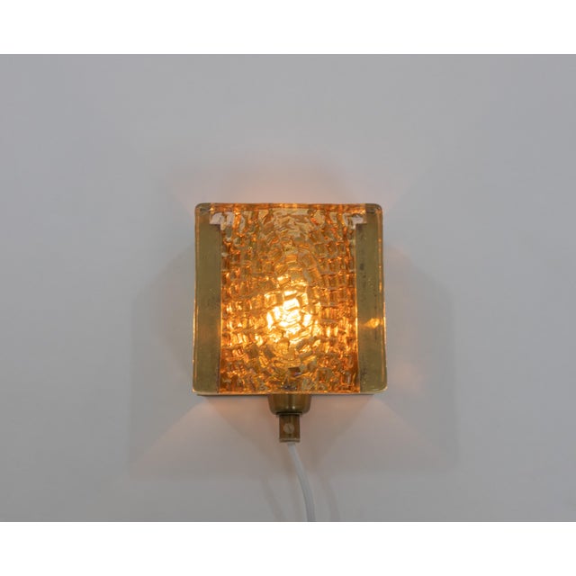 Gold Golden Glass and Brass Wall Lamp by Vitrika for Kalmar, 1970s For Sale - Image 8 of 8