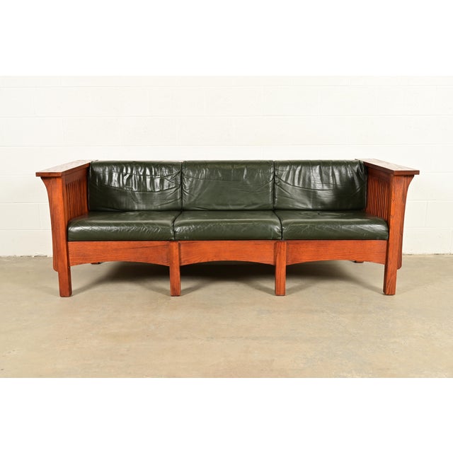 Stickley Style Mission Oak Arts and Crafts Spindle Settle Sofa For Sale - Image 11 of 11