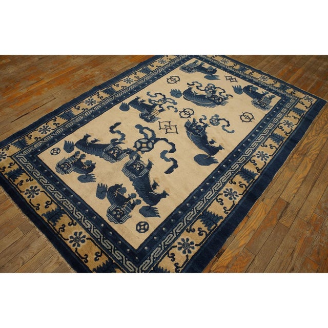 1880s Antique Small Blue and Ivory Chinese Ningxia Small Foo Dog Greek Key Rug For Sale - Image 4 of 10
