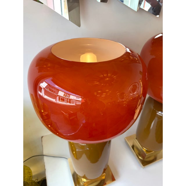 2020s Contemporary Pair of Brass and Red Murano Glass Bulb Shade Lamps, Italy For Sale - Image 5 of 12