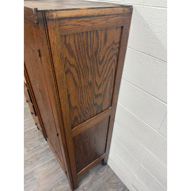 Antique Arts & Crafts Mission Quarter Sawn White Oak Gentleman’s Chiffonier For Sale - Image 12 of 18