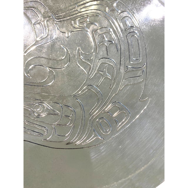 Late 20th Century Harold Alfred Signed Silvered Copper Salmon Formline Pedestal Bowl, Canadian Indigenous First Nations Kwakwaka’wakw Native Art For Sale - Image 5 of 11