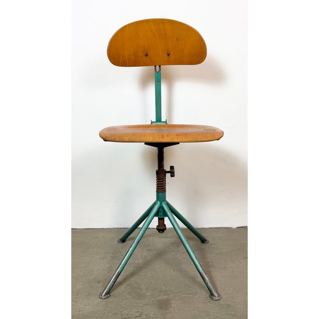 1950s Industrial Dark Green Workshop Chair, 1950s For Sale - Image 5 of 18