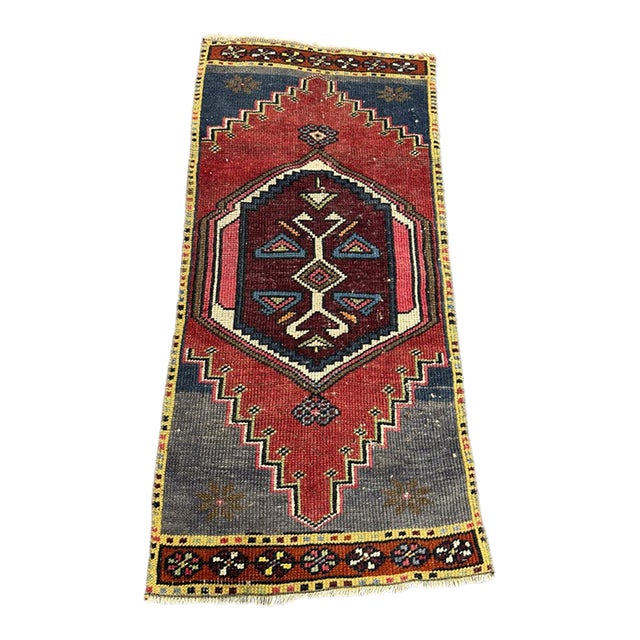 Turkish Yastik Rug 1'9" x 3'7" For Sale
