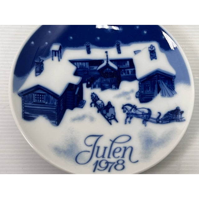 Blue Julen Porsgrund Norwegian Christmas Plates, Set of Four For Sale - Image 8 of 12