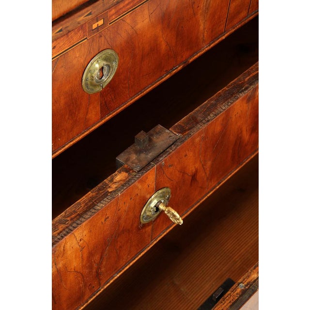 Louis XVI Top Monted Chest with Marquetry, 1780s For Sale - Image 3 of 17