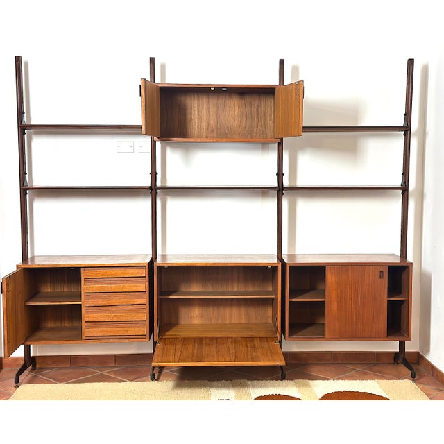 Vintage 3-Bay Double-Sided Bookcase, Italy, 1960s For Sale - Image 10 of 18