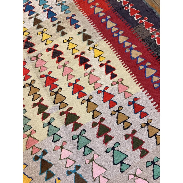 1940s Mid Century Modern Ivory Field Geometric Turkish Kilim 4' 8" X 9' Small Wool Rug For Sale - Image 5 of 5