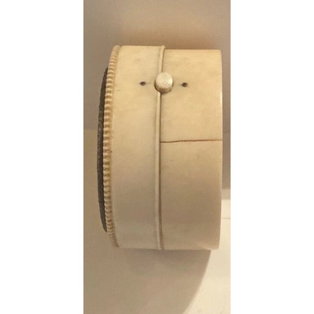 Antique Continental Snuff Container Box For Sale - Image 4 of 8