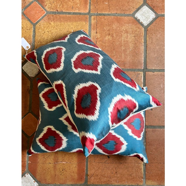 Early 21st Century Handwoven Silk Ikat Pillow For Sale - Image 5 of 8