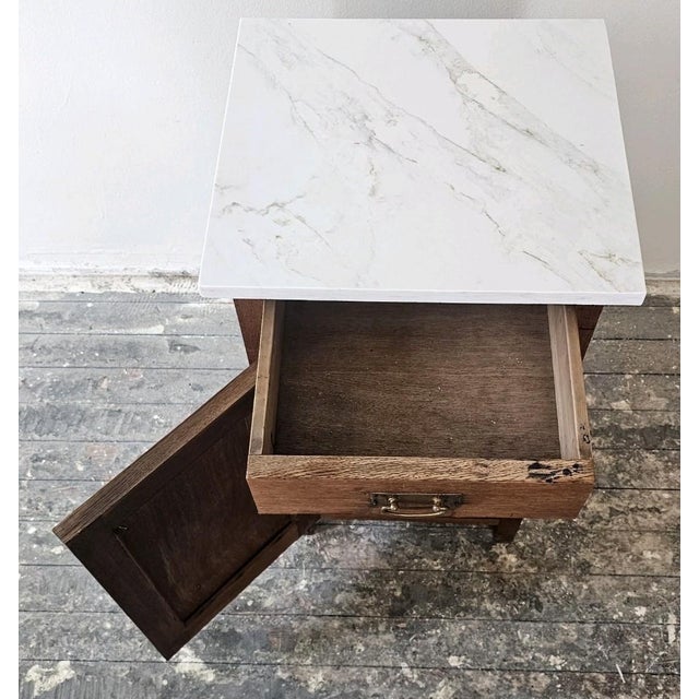 1930s French Oak Art Deco Nightstand Marble Top Bedside Cabinet End Table For Sale - Image 14 of 17