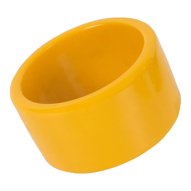Bakelite Bracelet Bangle in Creamed Corn Yellow For Sale