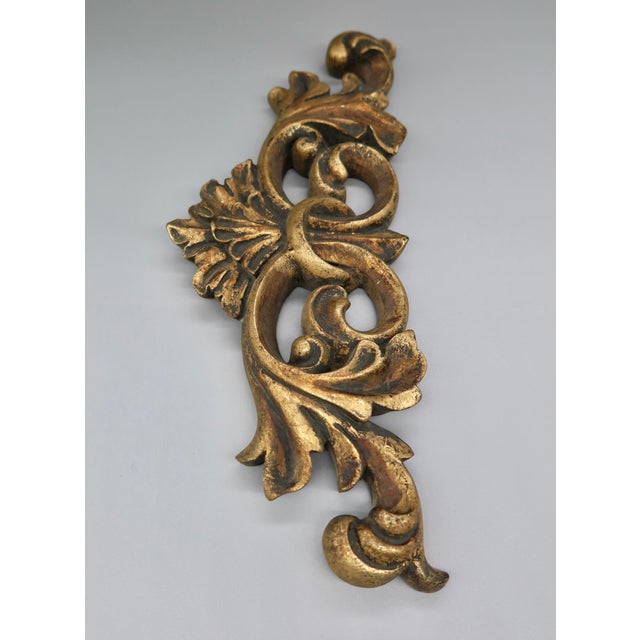 Hollywood Regency Vintage Gold Resin Scroll Swag Wall Ornament — Architectural Acanthus Pediment, Hollywood Regency For Sale - Image 3 of 6
