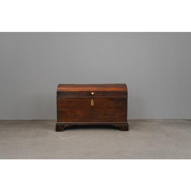 Biedermeier Round-Topped Chest in Brass, Iron and Oak For Sale - Image 3 of 18