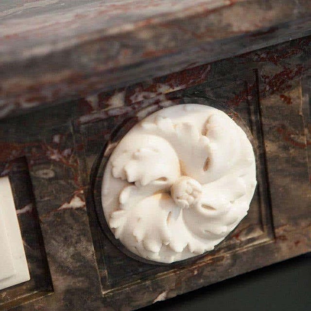 19th Century Empire Marble Fireplace Mantel with Carved Columns and Lion Heads For Sale - Image 4 of 6